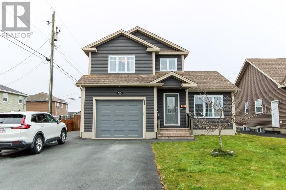 Property at 3 Regal Place image 1