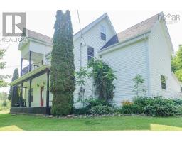 405 Chester Avenue, Kentville, Ca