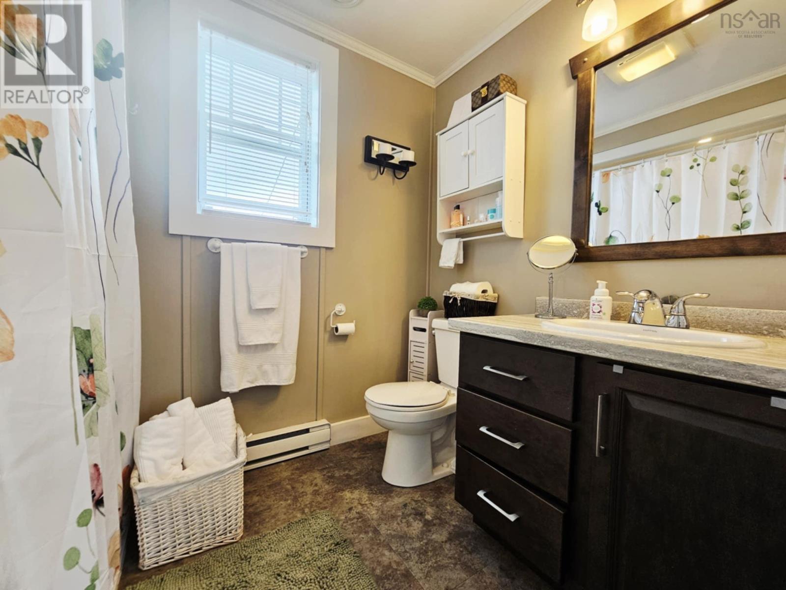 987 West Bay Road, Parrsboro, Nova Scotia  B0M 1S0 - Photo 37 - 202515307