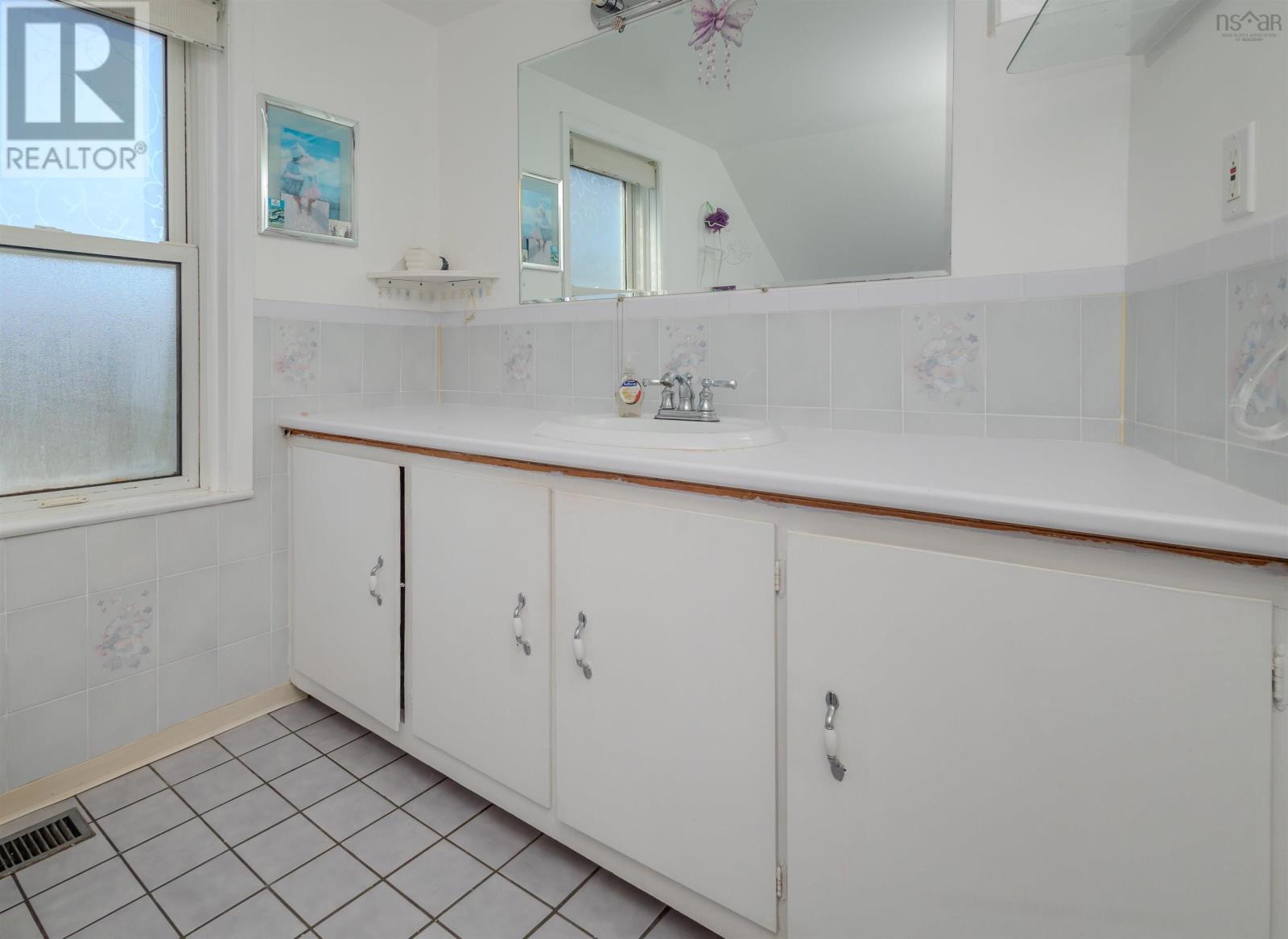 3731 Emerald Street, Scotchtown, Nova Scotia  B1H 1J1 - Photo 19 - 202518093