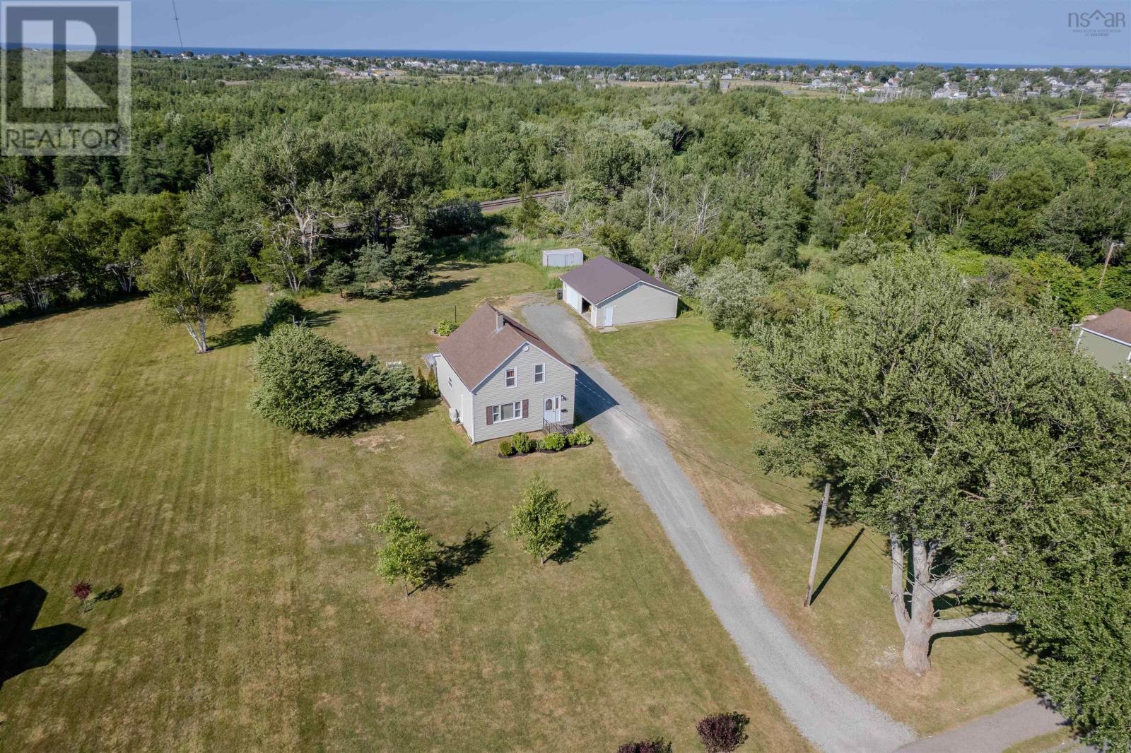 3731 Emerald Street, Scotchtown, Nova Scotia  B1H 1J1 - Photo 3 - 202518093