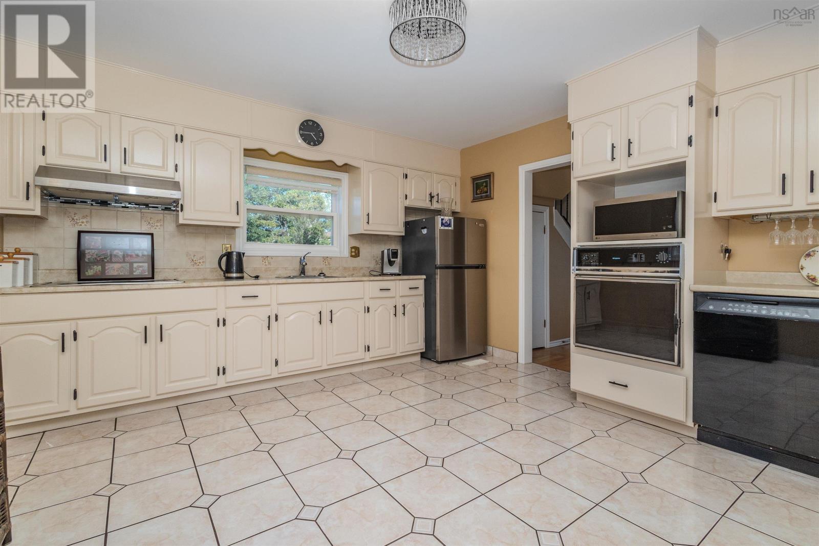 3731 Emerald Street, Scotchtown, Nova Scotia  B1H 1J1 - Photo 5 - 202518093