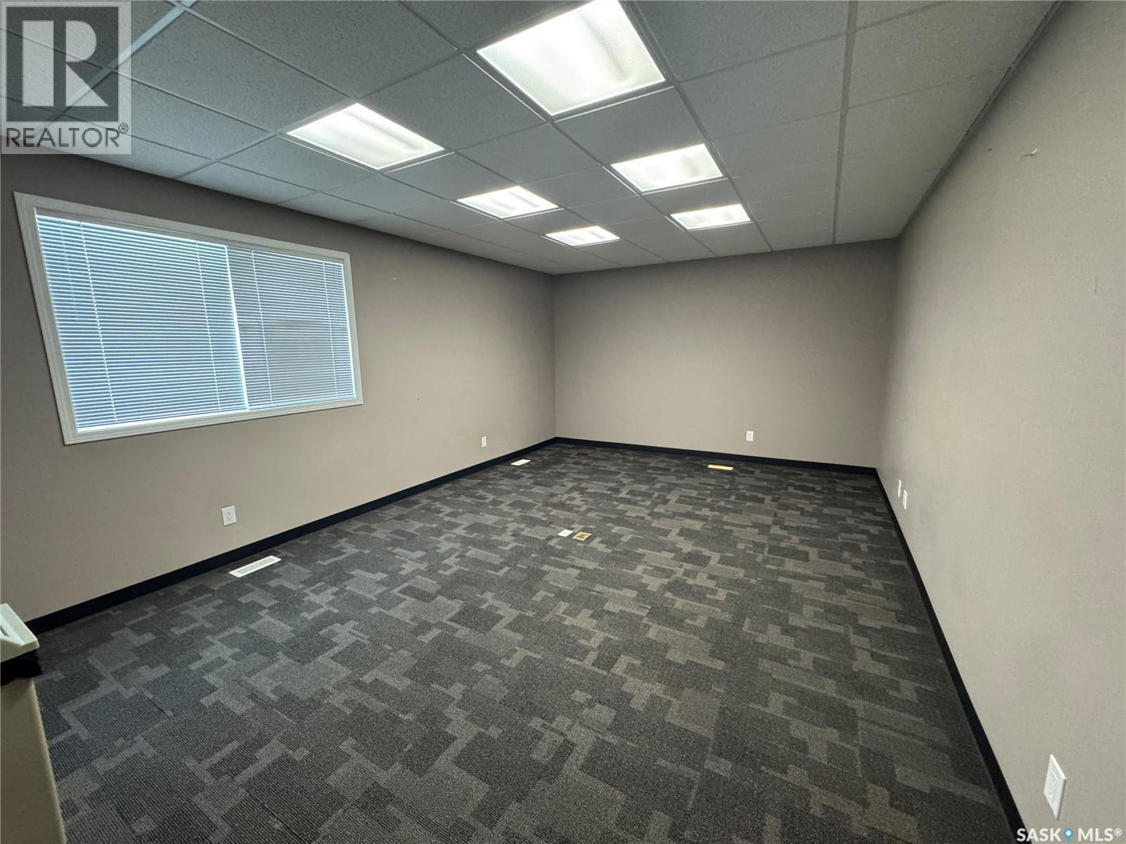 102 Sims Avenue, Weyburn, Saskatchewan  S4H 0A2 - Photo 14 - SK014755