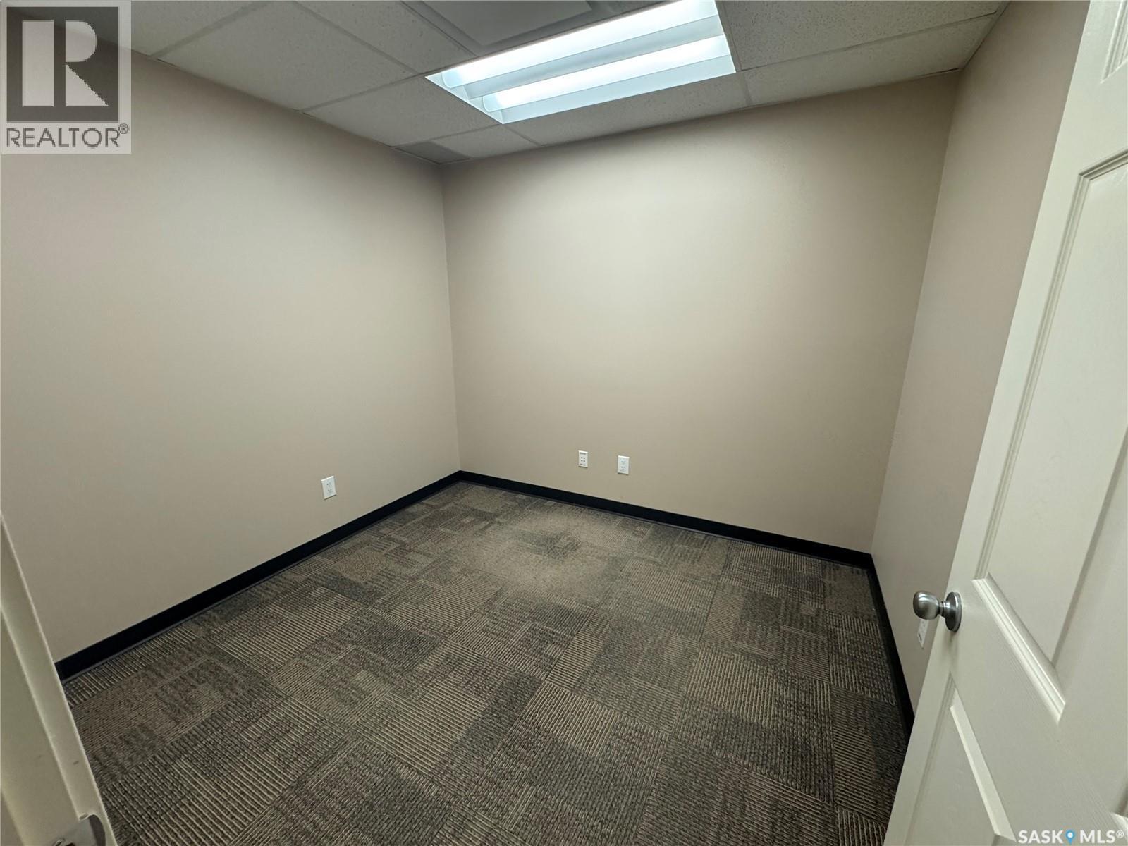 102 Sims Avenue, Weyburn, Saskatchewan  S4H 0A2 - Photo 21 - SK014755