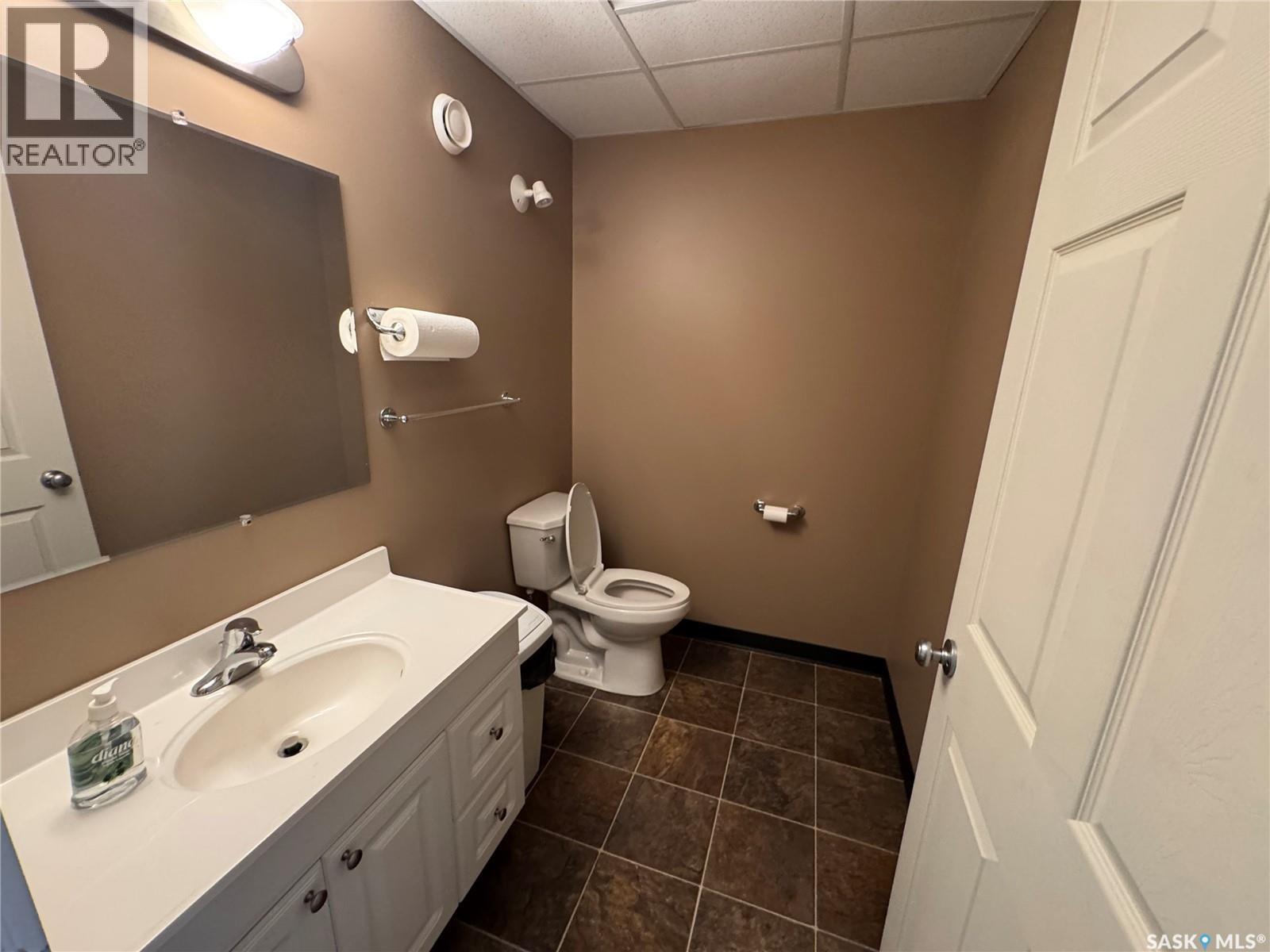 102 Sims Avenue, Weyburn, Saskatchewan  S4H 0A2 - Photo 26 - SK014755