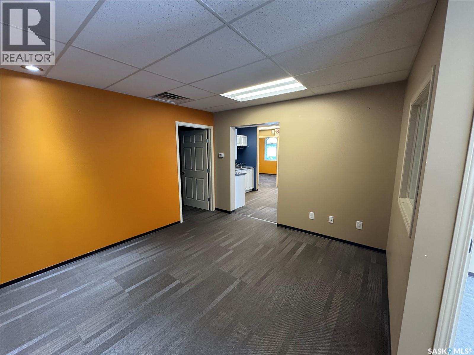 102 Sims Avenue, Weyburn, Saskatchewan  S4H 0A2 - Photo 6 - SK014755