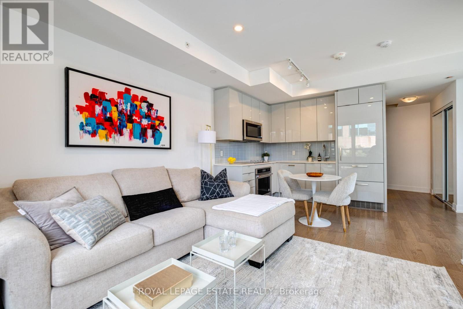 Property at TH9 - 175 PEARS AVENUE image 4
