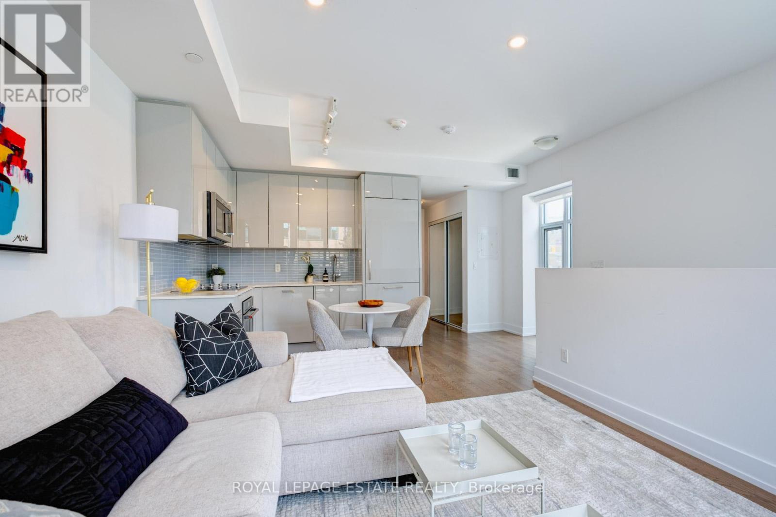 Property at TH9 - 175 PEARS AVENUE image 5
