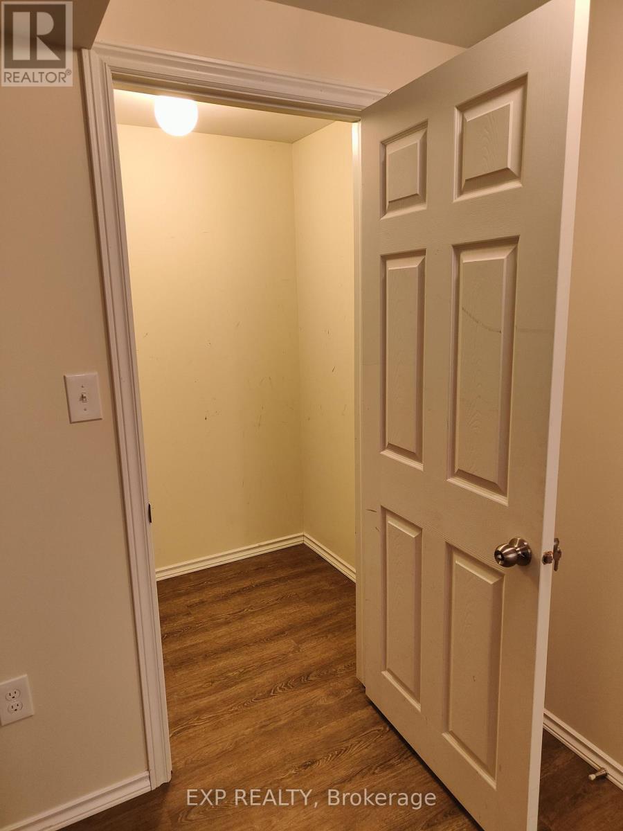 5919 Tampico Way, Mississauga, Ontario  L5M 6Z3 - Photo 29 - W12326506