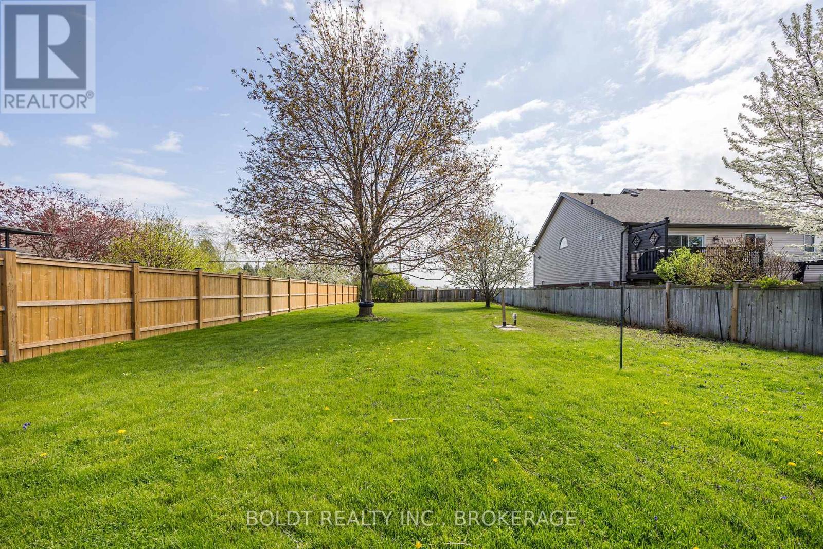 1624 Concession 4 Road, Niagara-On-The-Lake, Ontario  L0S 1T0 - Photo 3 - X12326564