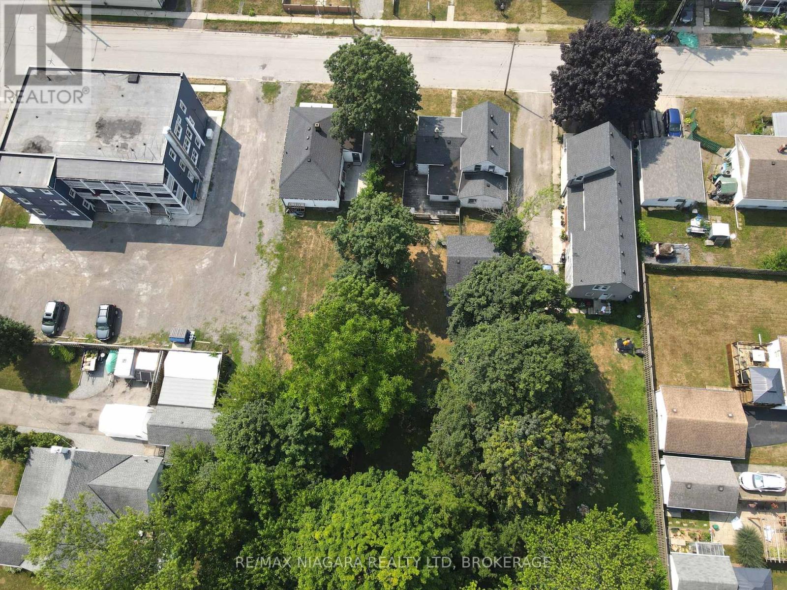 35 Forsythe Street, Fort Erie, Ontario  L2A 1X1 - Photo 21 - X12326566