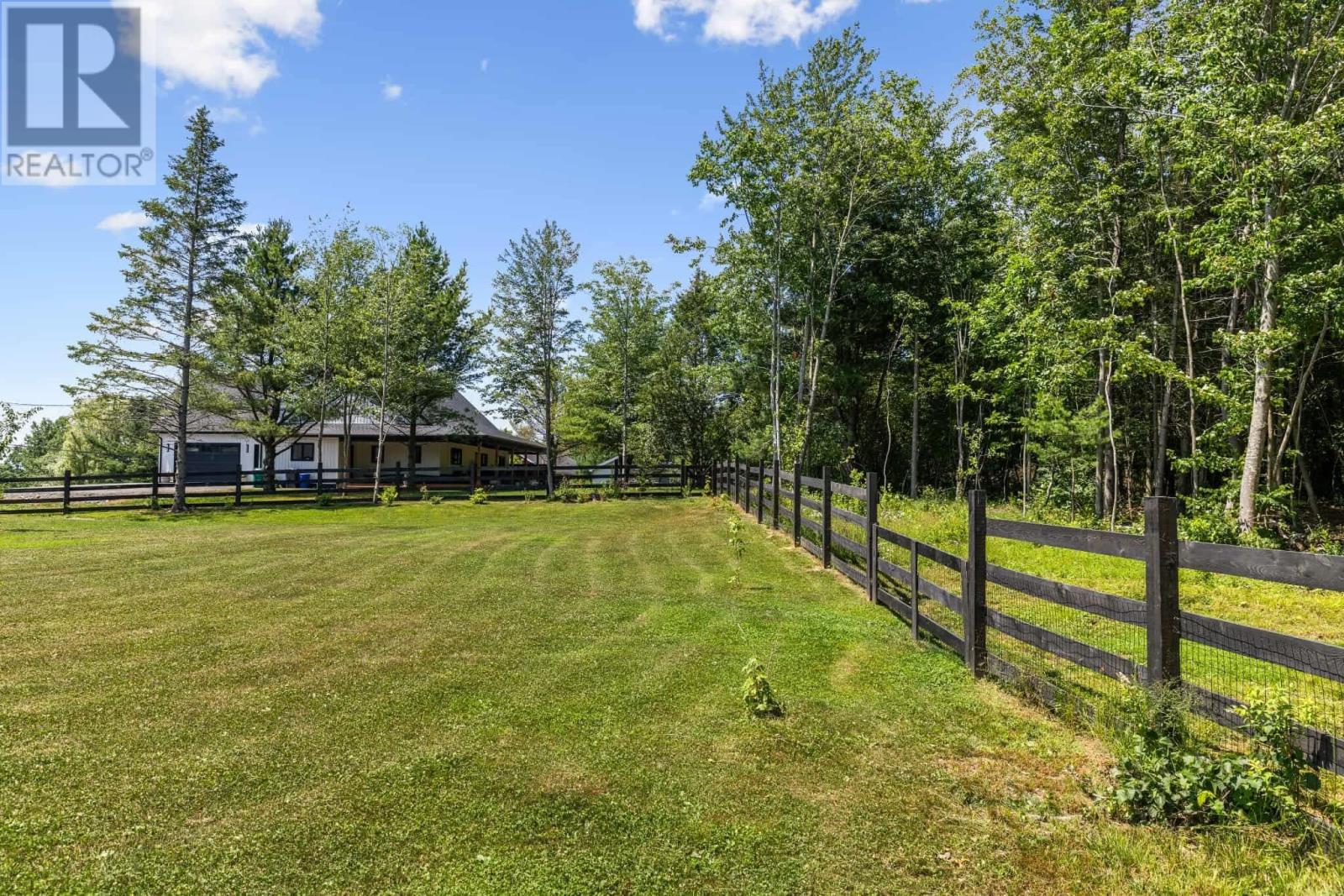 406 Falmouth Back Road, Falmouth, Nova Scotia  B0P 1P0 - Photo 32 - 202518216