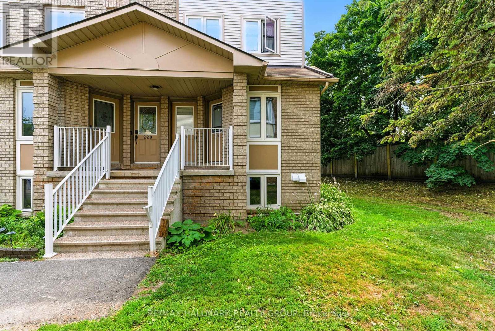 Property at 214 BRISTON PRIVATE image 1