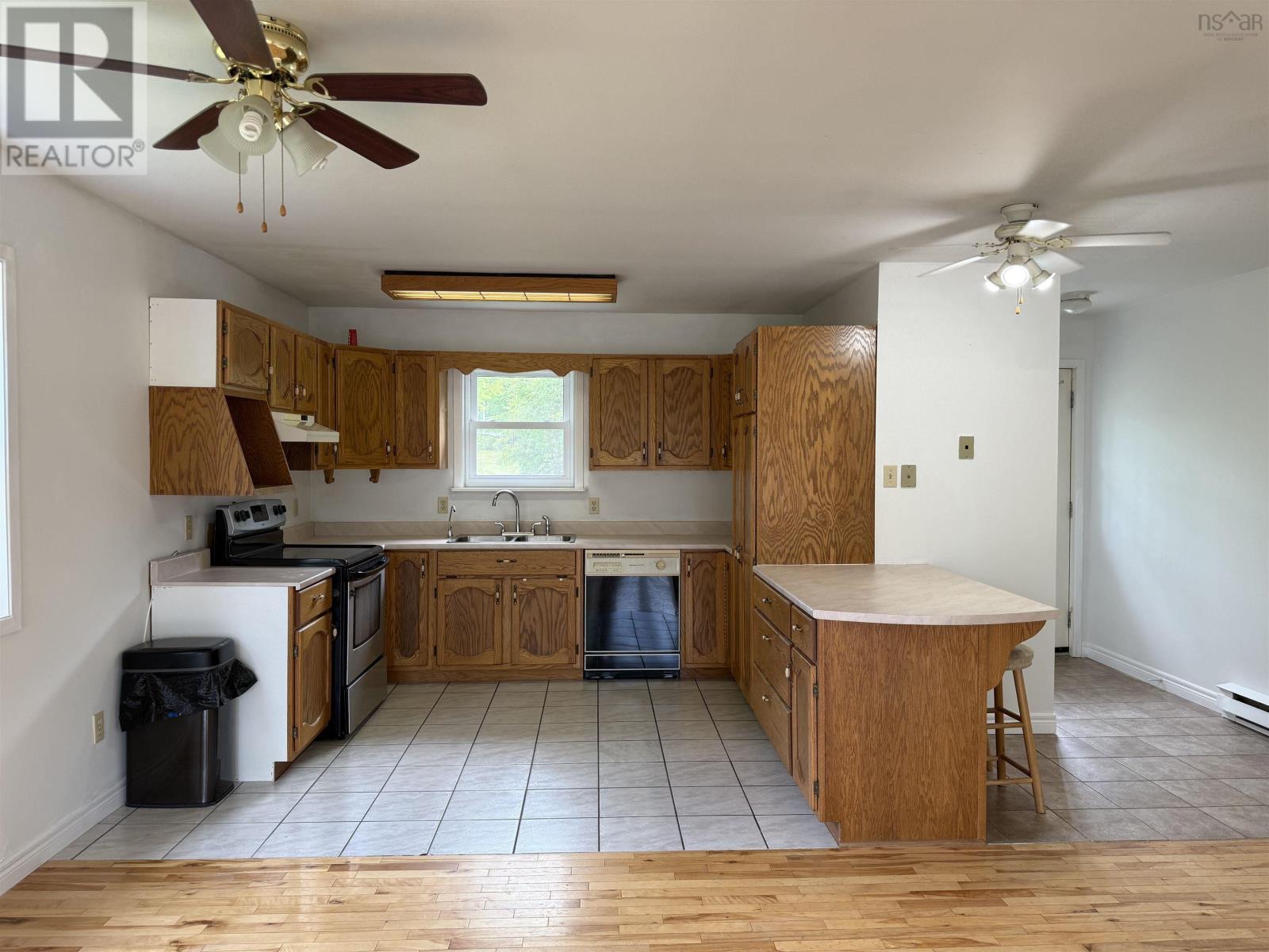 Property at 1068 Waddens Court image 5