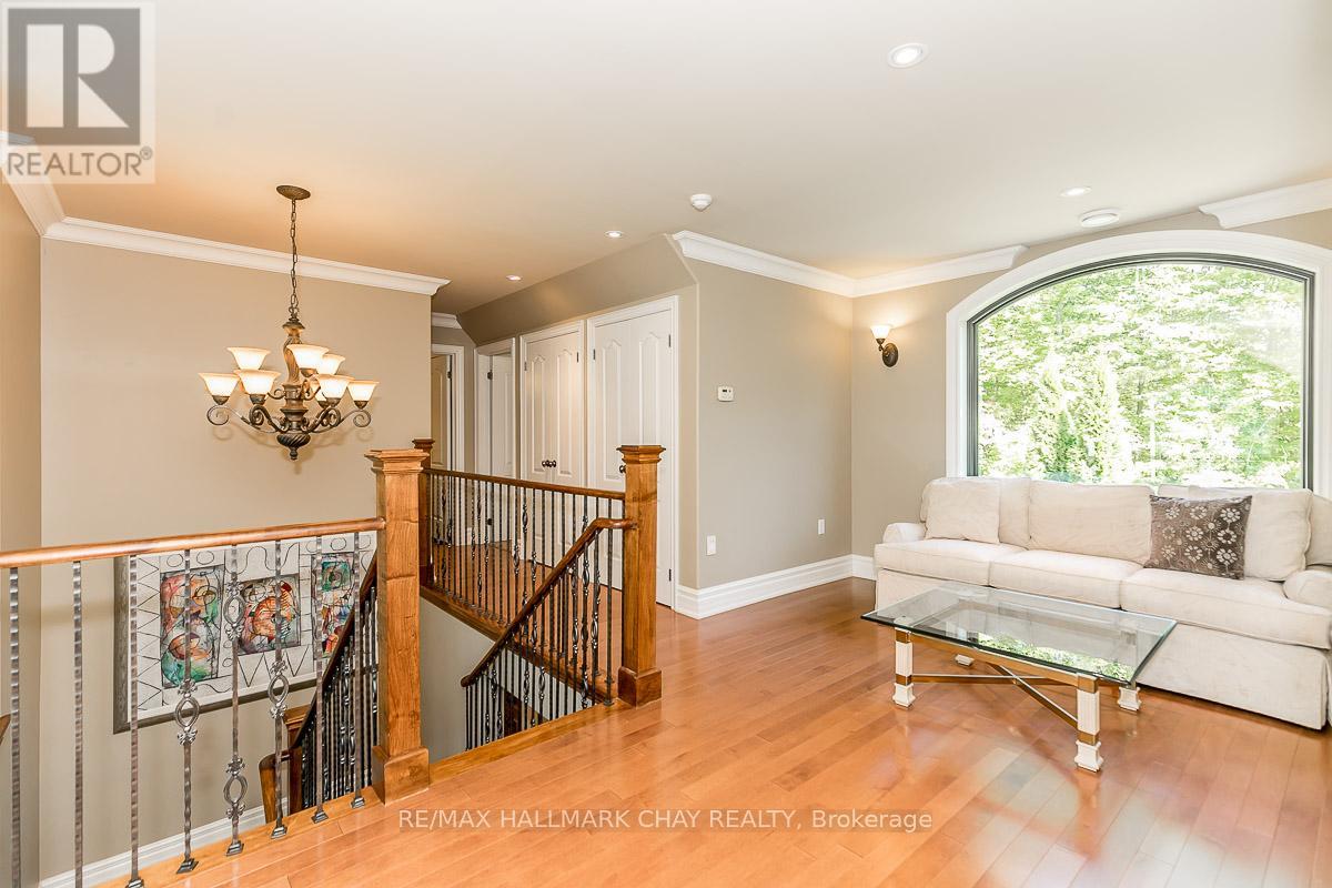 1 Pierce Court, Springwater (Midhurst), Ontario  L0L 1X0 - Photo 19 - S12318463