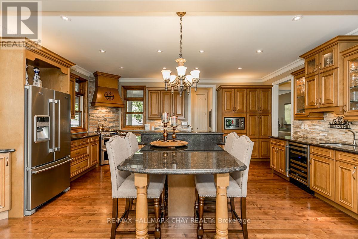 1 Pierce Court, Springwater (Midhurst), Ontario  L0L 1X0 - Photo 11 - S12318463