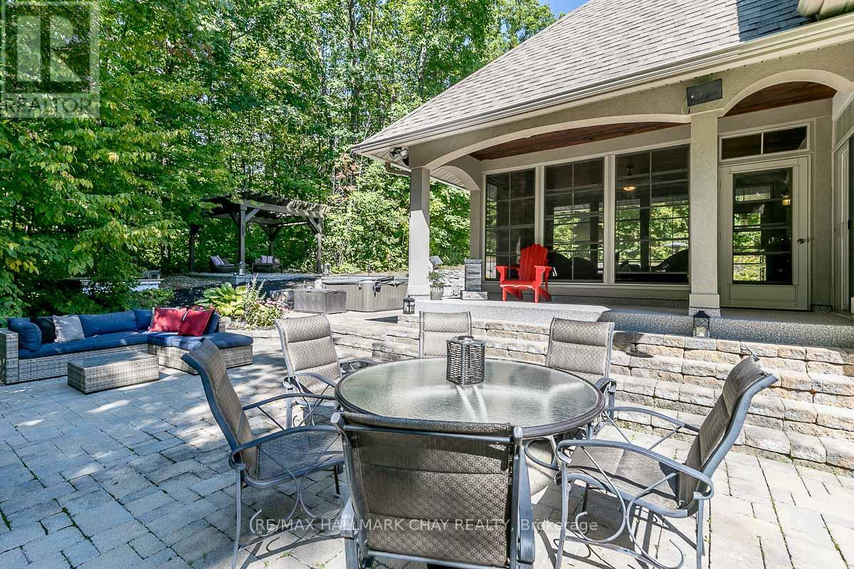 1 Pierce Court, Springwater (Midhurst), Ontario  L0L 1X0 - Photo 37 - S12318463