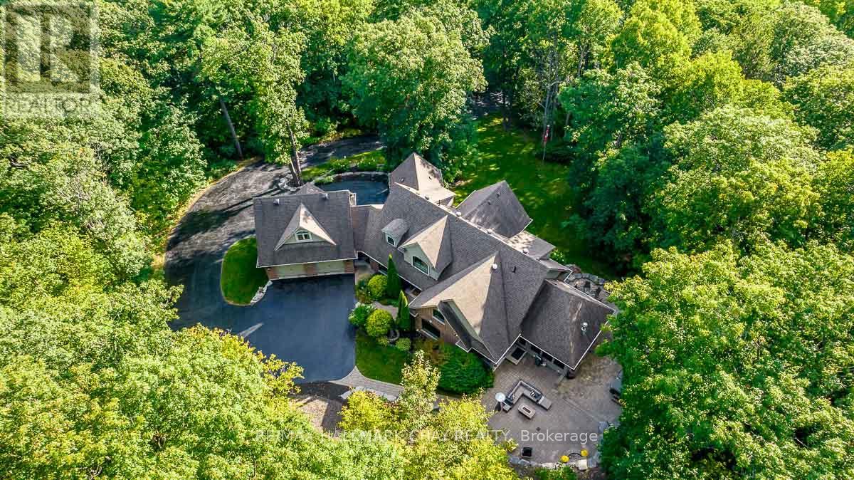 1 Pierce Court, Springwater (Midhurst), Ontario  L0L 1X0 - Photo 44 - S12318463