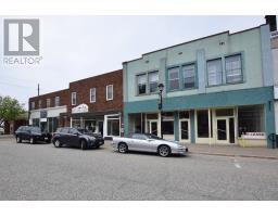 9 Woodward Ave, Blind River, Ca