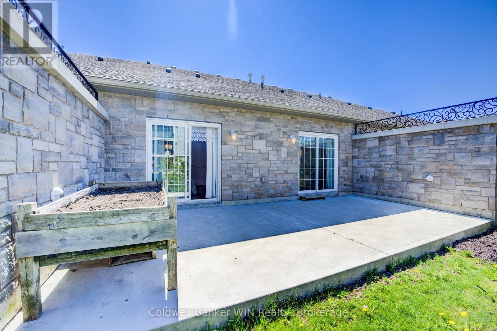 103 Broomers Crescent, Wellington North, Ontario  N0G 2L2 - Photo 34 - X12326604