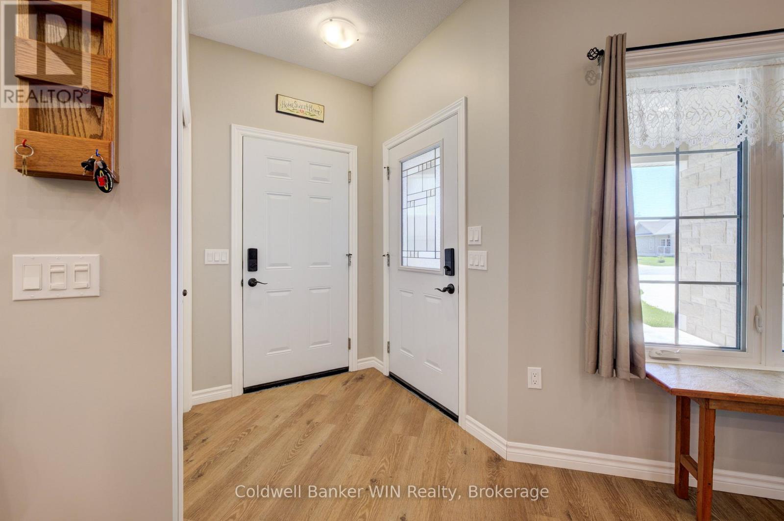 103 Broomers Crescent, Wellington North, Ontario  N0G 2L2 - Photo 6 - X12326604