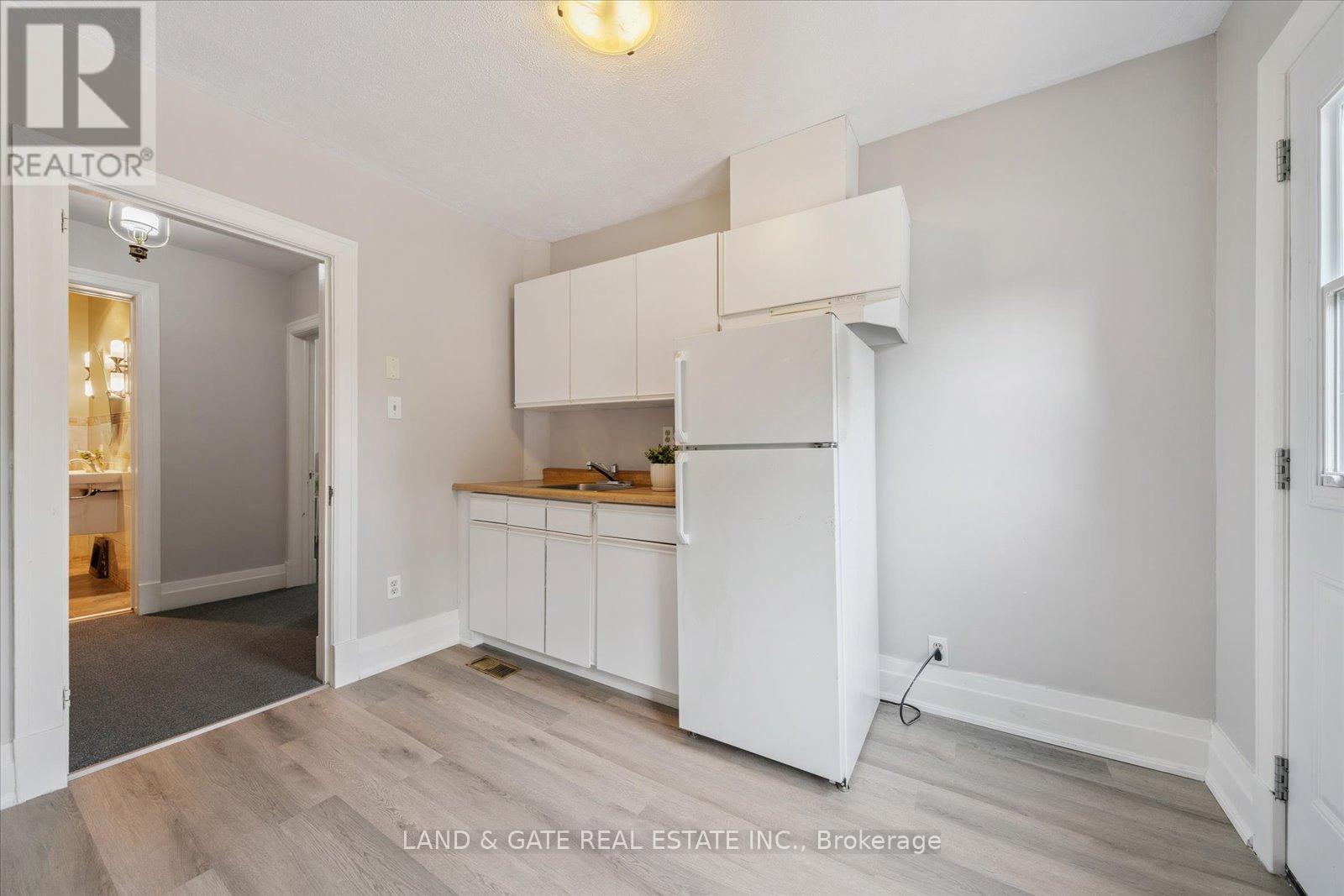 148 Pine Street, Whitby, Ontario  L1N 3X2 - Photo 28 - E12325425