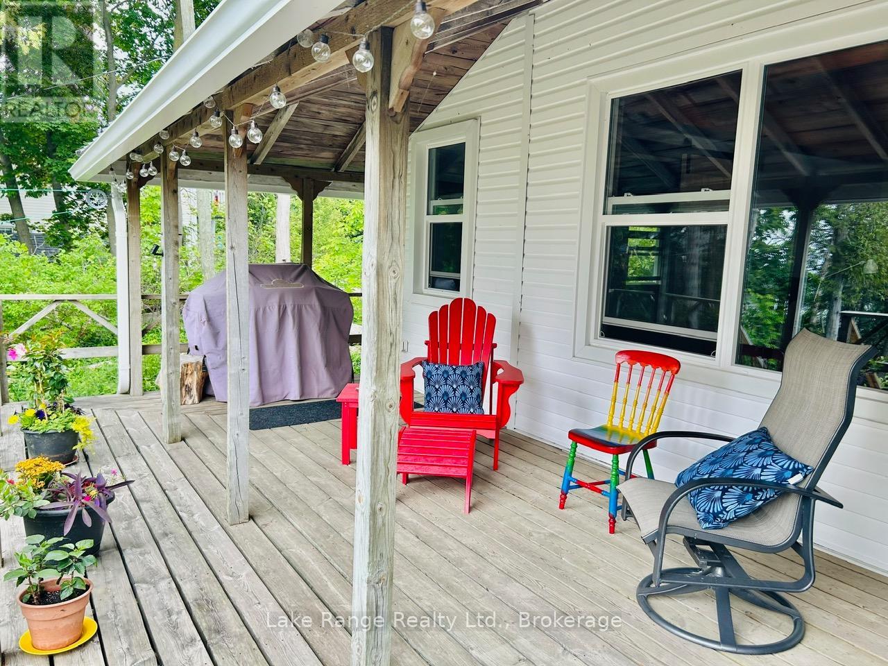 924 Saugeen Street, Kincardine, Ontario  N2Z 1A8 - Photo 10 - X12261744