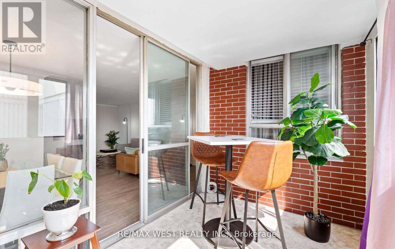 2910 - 5 Massey Square, Toronto, Ontario  M4C 5L6 - Photo 16 - E12326636