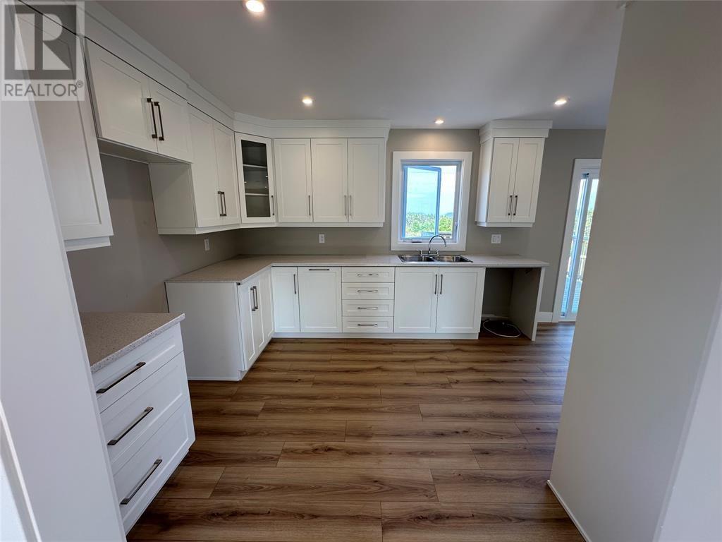 Property at 242 Ladysmith Drive image 4