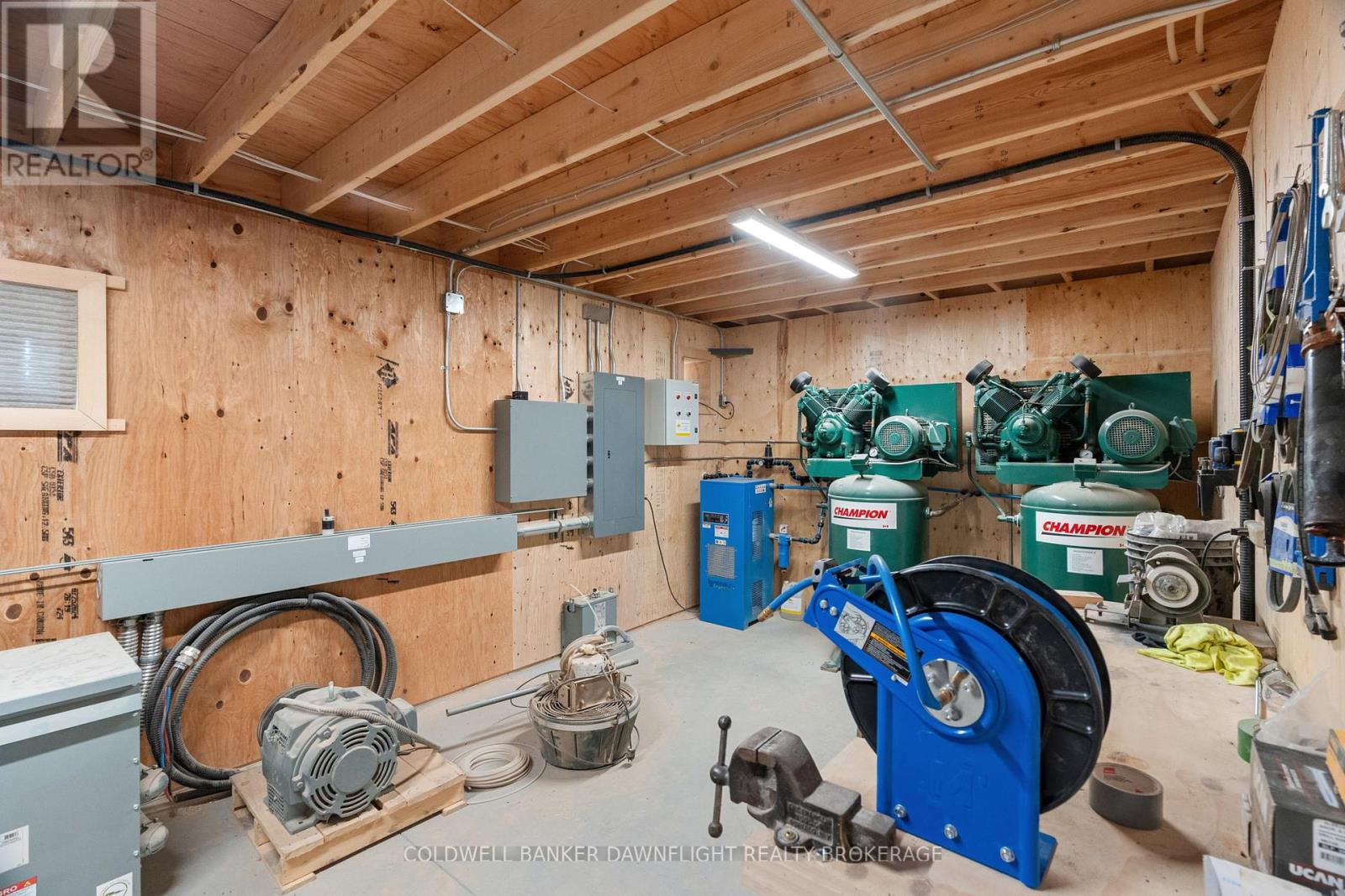 70266b Grand Bend Line, South Huron, Ontario  N0M 1T0 - Photo 29 - X12326785