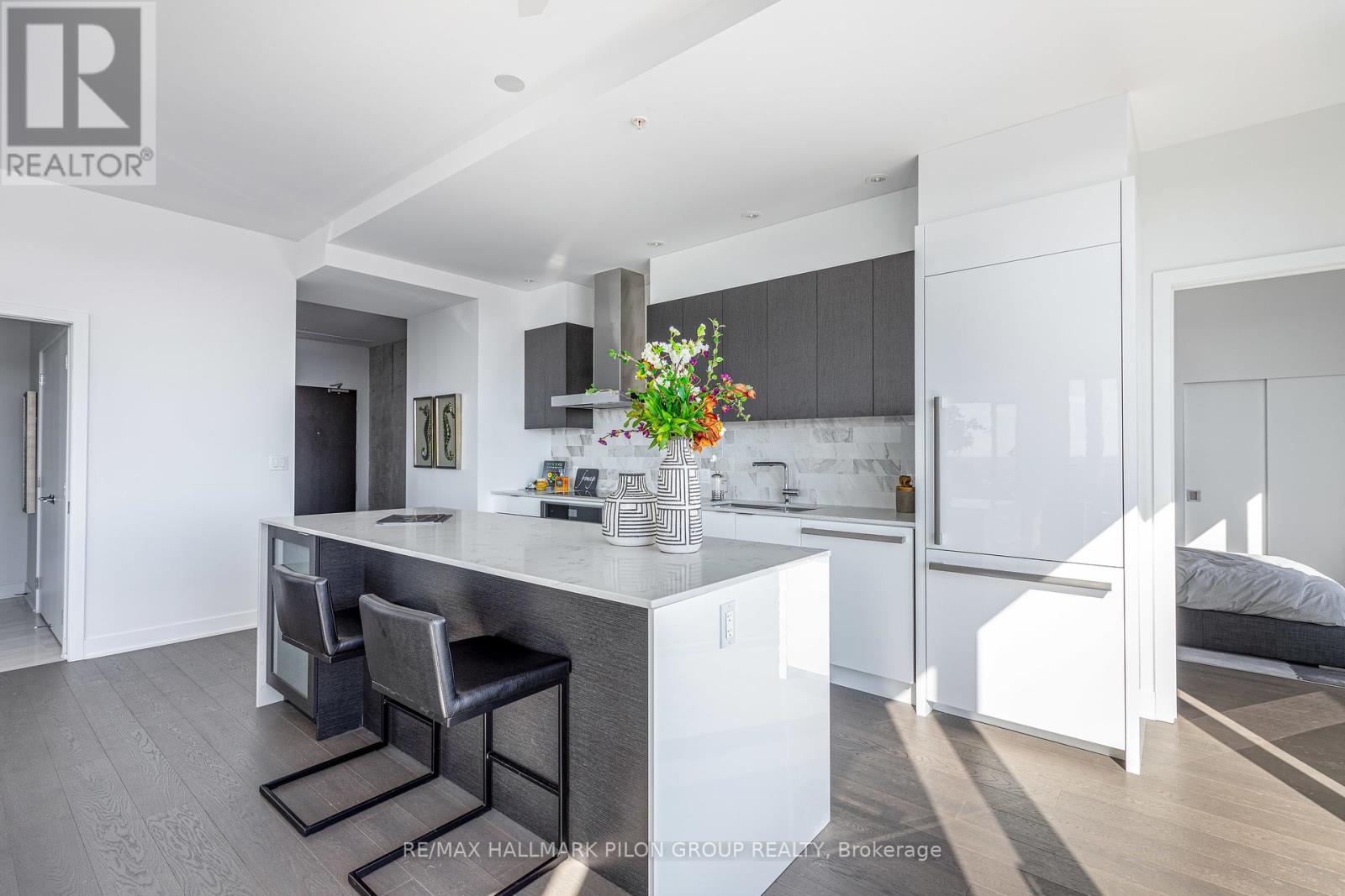 2305 - 20 Daly Avenue, Ottawa, Ontario  K1N 0C6 - Photo 4 - X12326775