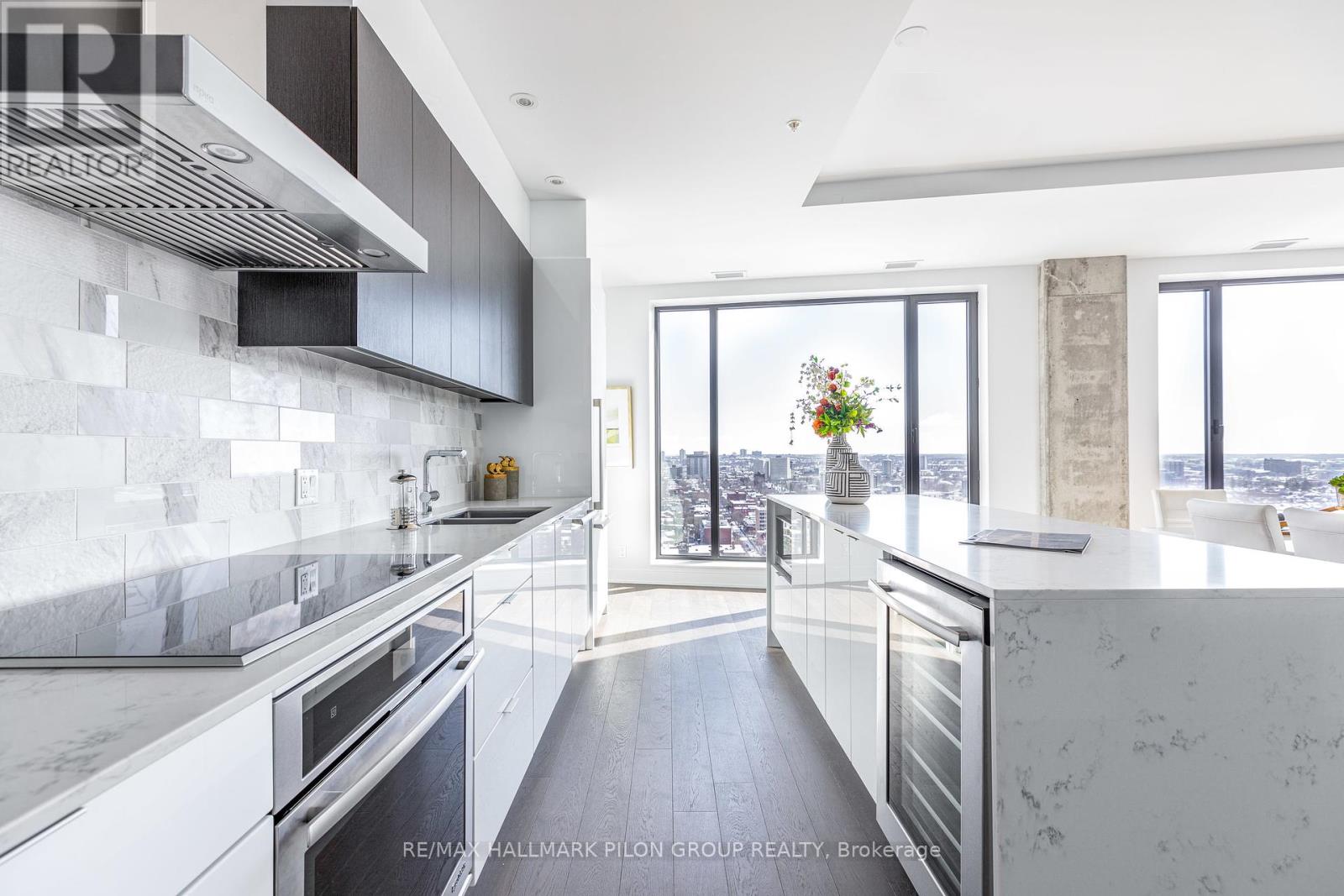 2305 - 20 Daly Avenue, Ottawa, Ontario  K1N 0C6 - Photo 5 - X12326775