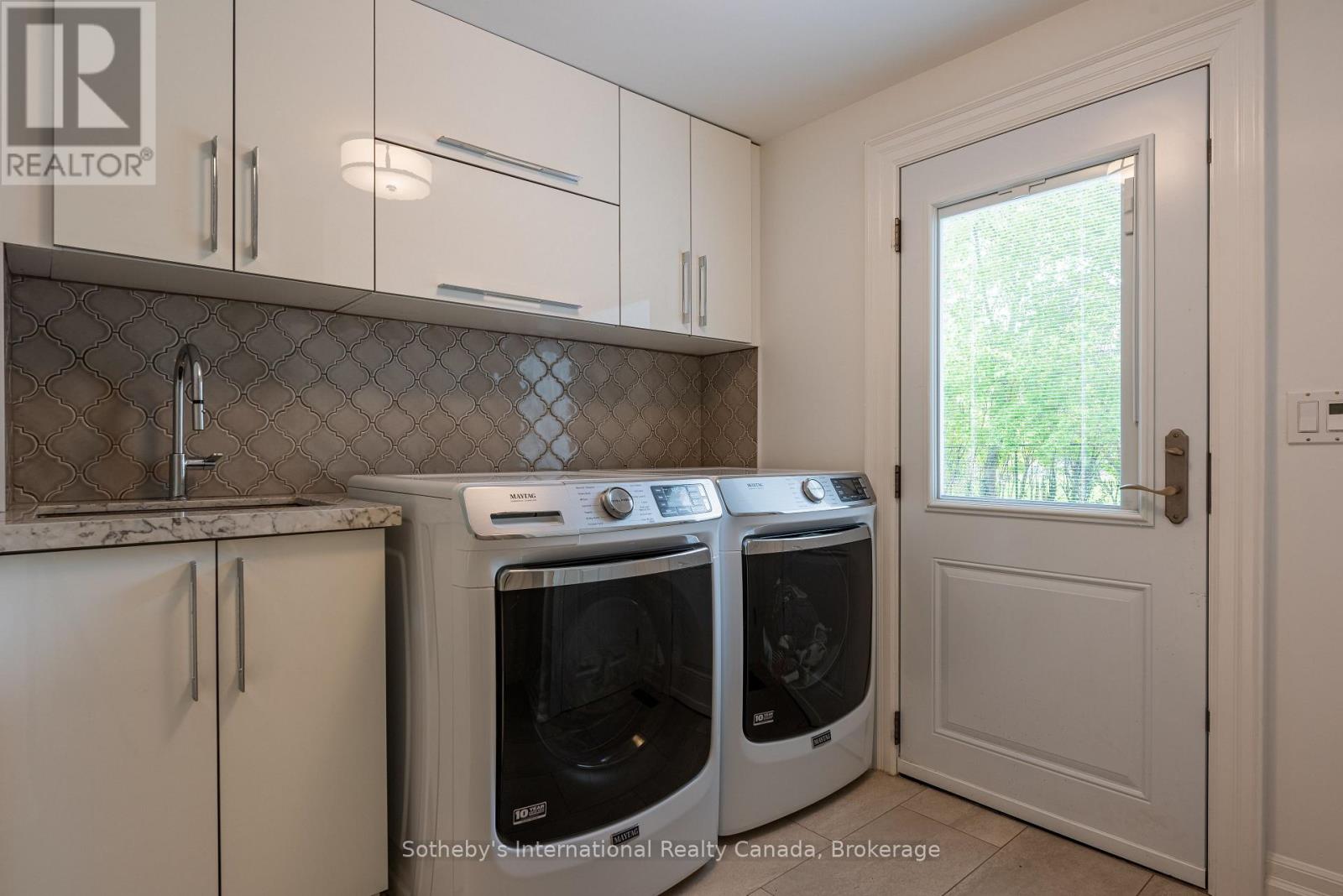 130 Blyth Crescent, Oakville, Ontario  L6J 5H6 - Photo 20 - W12326739