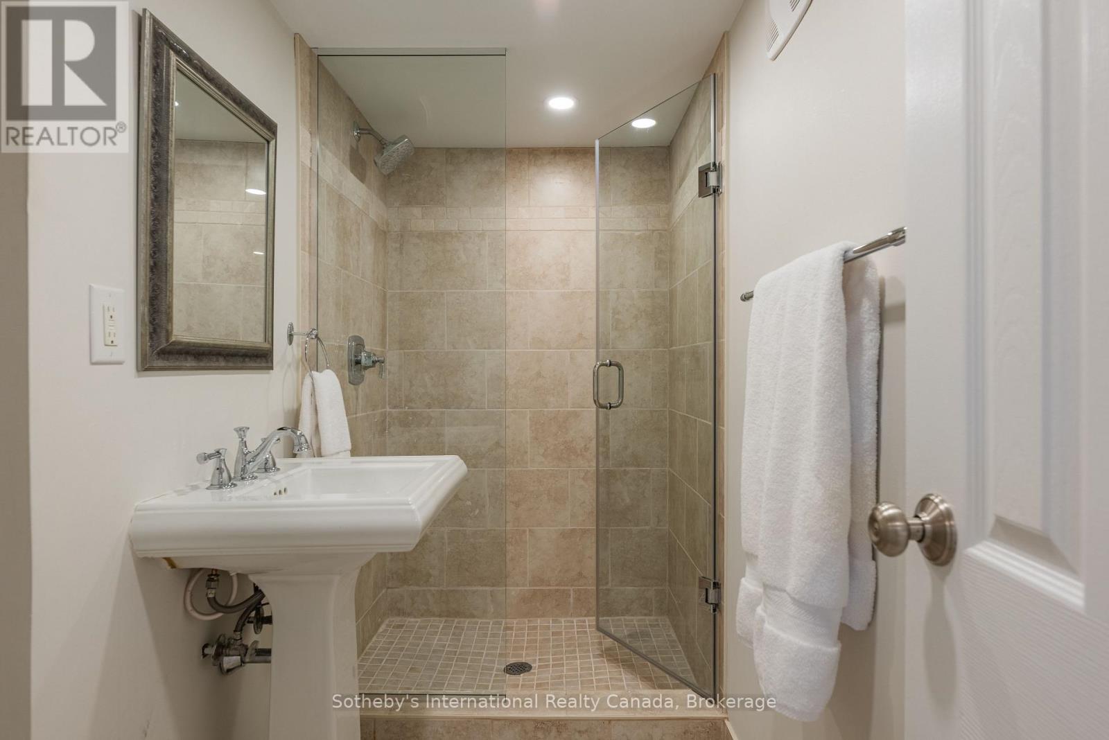 130 Blyth Crescent, Oakville, Ontario  L6J 5H6 - Photo 38 - W12326739