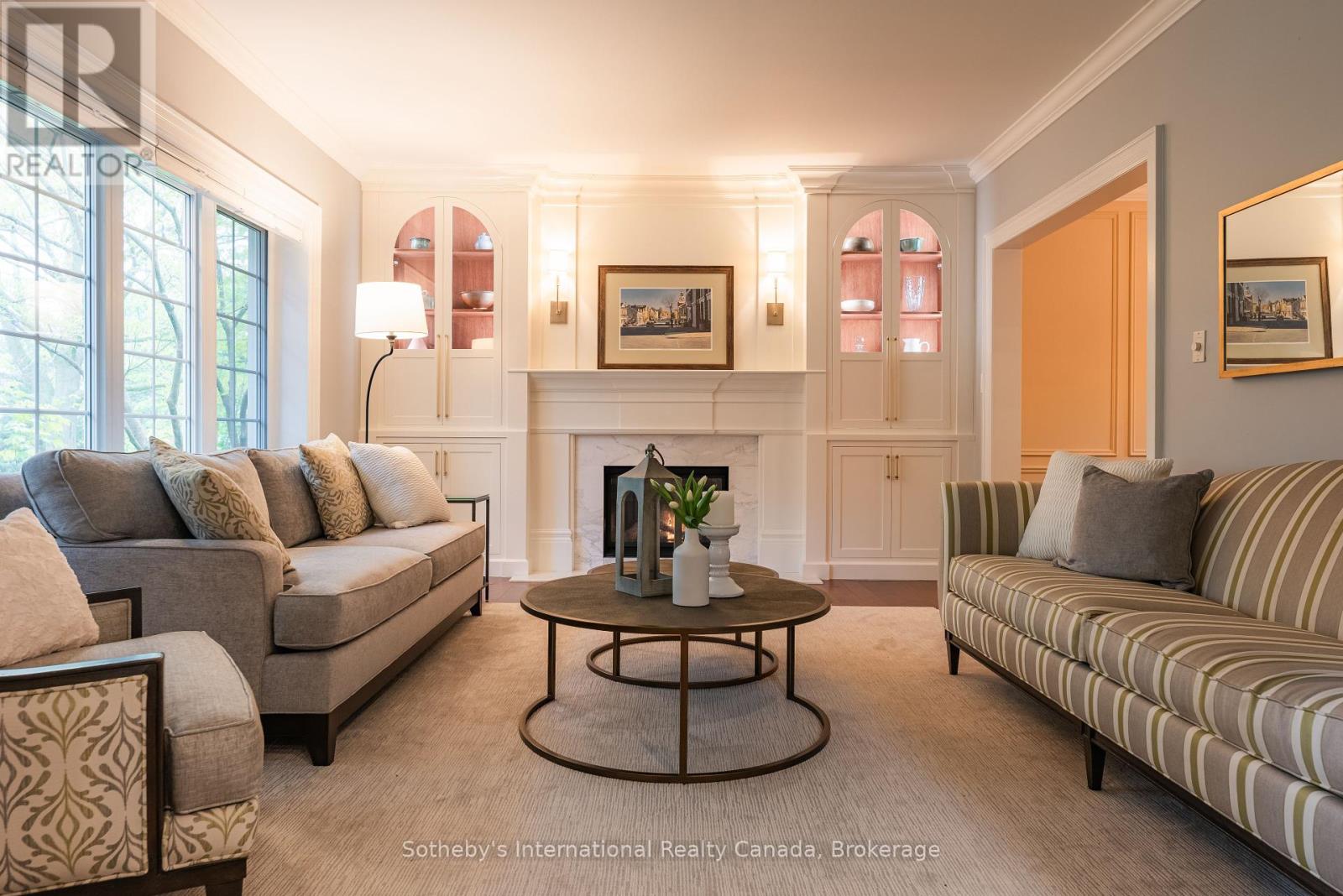 130 Blyth Crescent, Oakville, Ontario  L6J 5H6 - Photo 6 - W12326739
