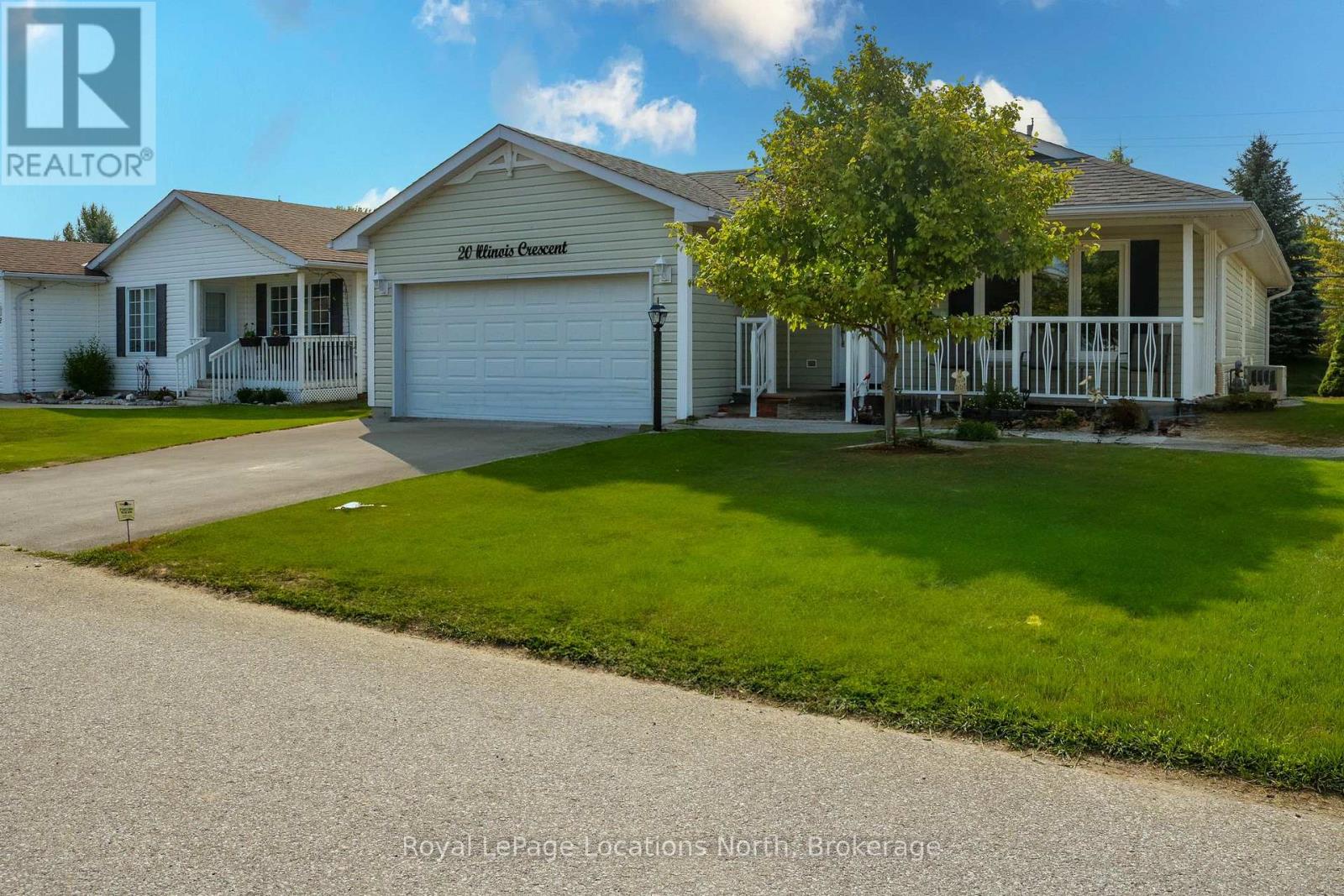 20 Illinois Crescent, Wasaga Beach, Ontario  L9Z 3A8 - Photo 2 - S12326743