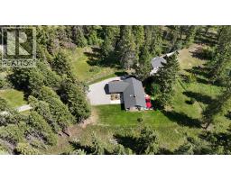 4814 LAKE Road, windermere, British Columbia