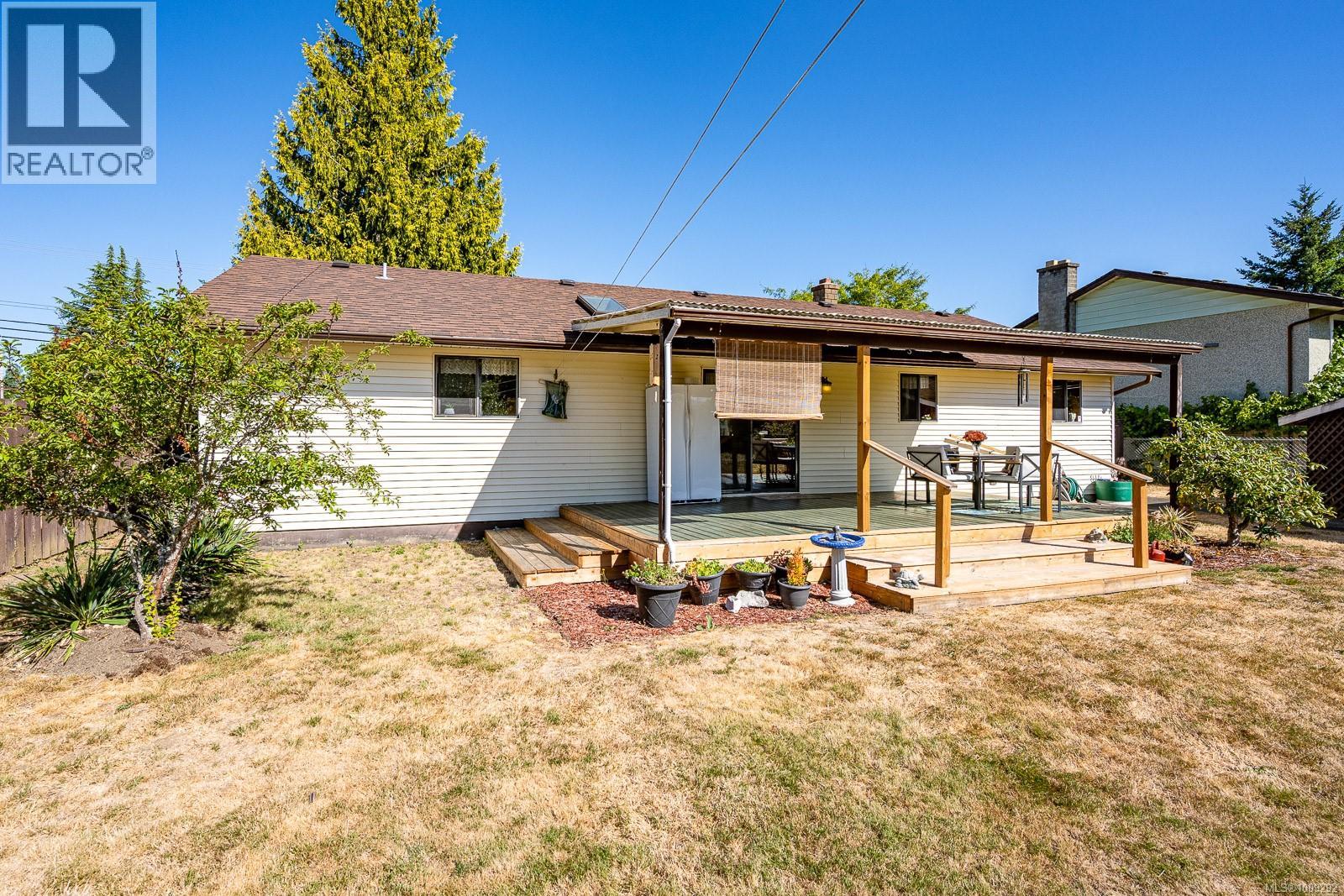 1150 26th St, Courtenay, British Columbia  V9N 7N4 - Photo 14 - 1009292