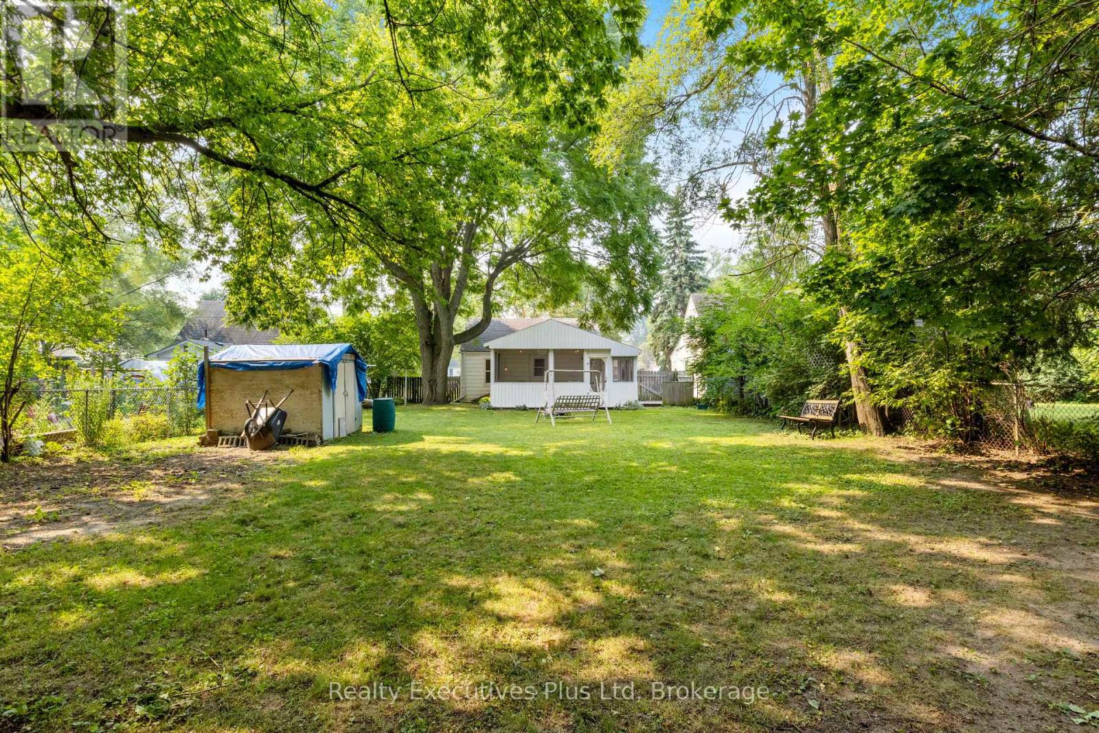 122 Spadina Road E, Kitchener, Ontario  N2M 3X4 - Photo 31 - X12326702