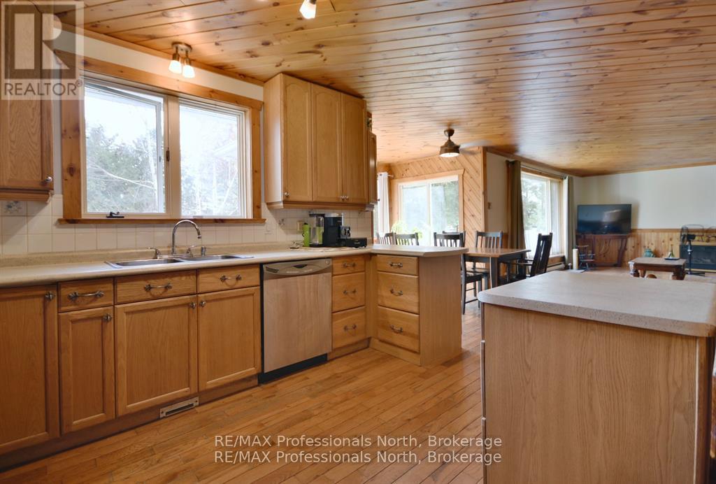 20 Coulter Lane, Bracebridge, Ontario  P1P 1R1 - Photo 24 - X12326716