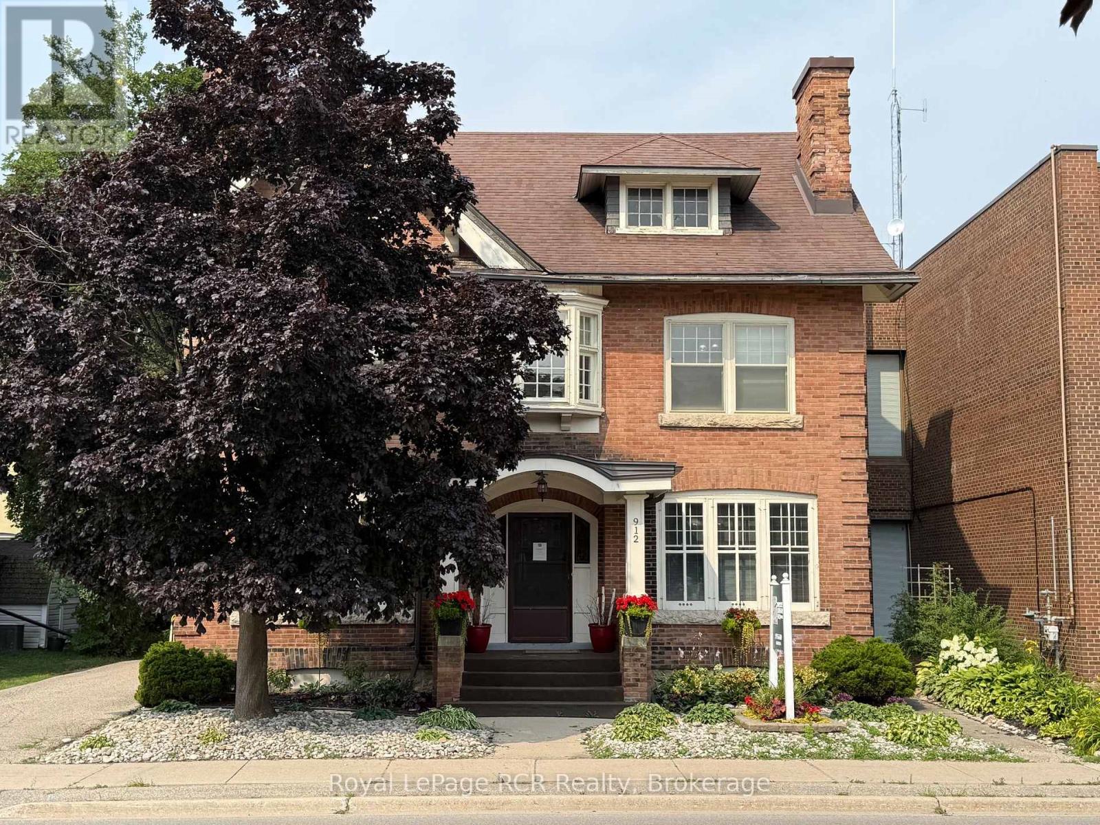 912 2nd Avenue W, Owen Sound, Ontario  N4K 4M7 - Photo 1 - X12326825