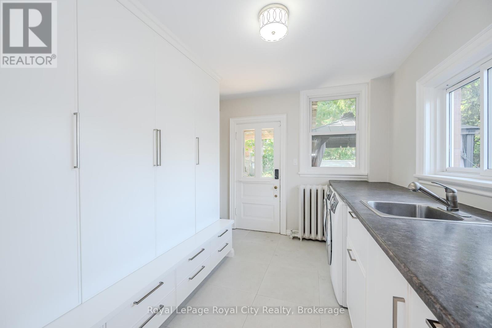 138 Dublin Street N, Guelph, Ontario  N1H 4N7 - Photo 22 - X12326863