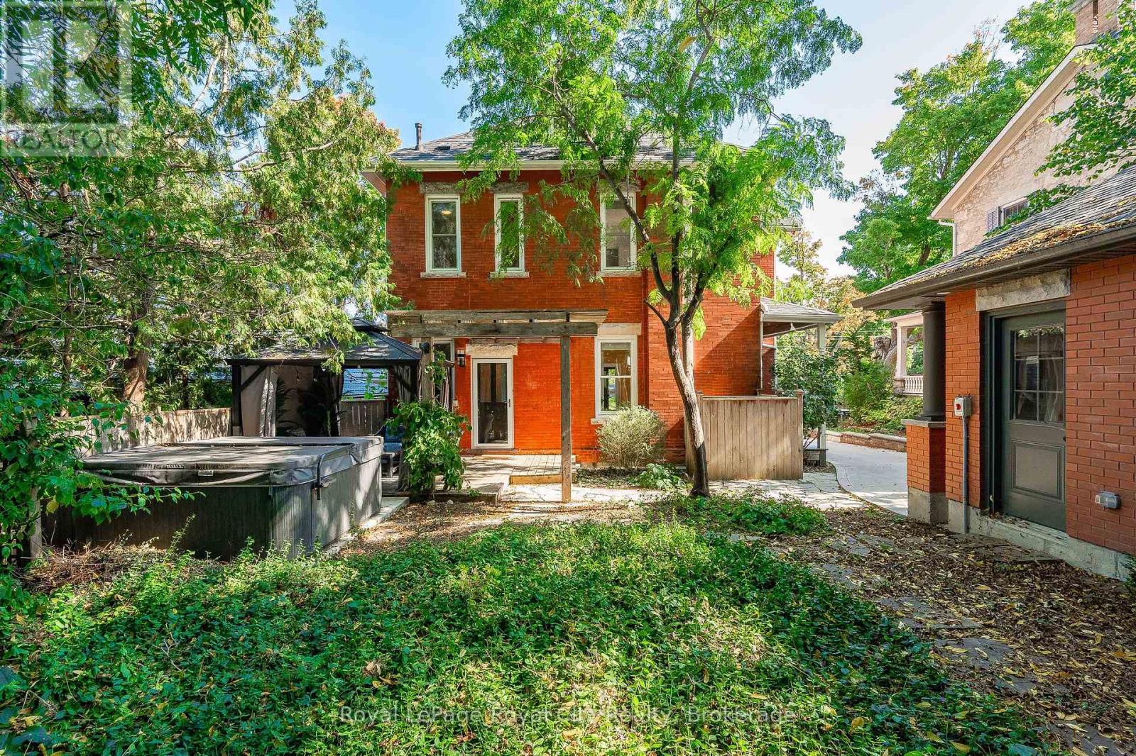 138 Dublin Street N, Guelph, Ontario  N1H 4N7 - Photo 49 - X12326863