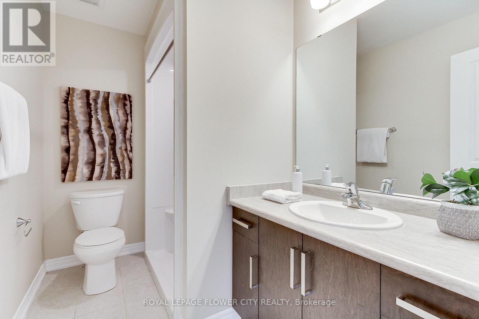 28 Wilkerson Street, Thorold, Ontario  L2V 0G4 - Photo 36 - X12326603