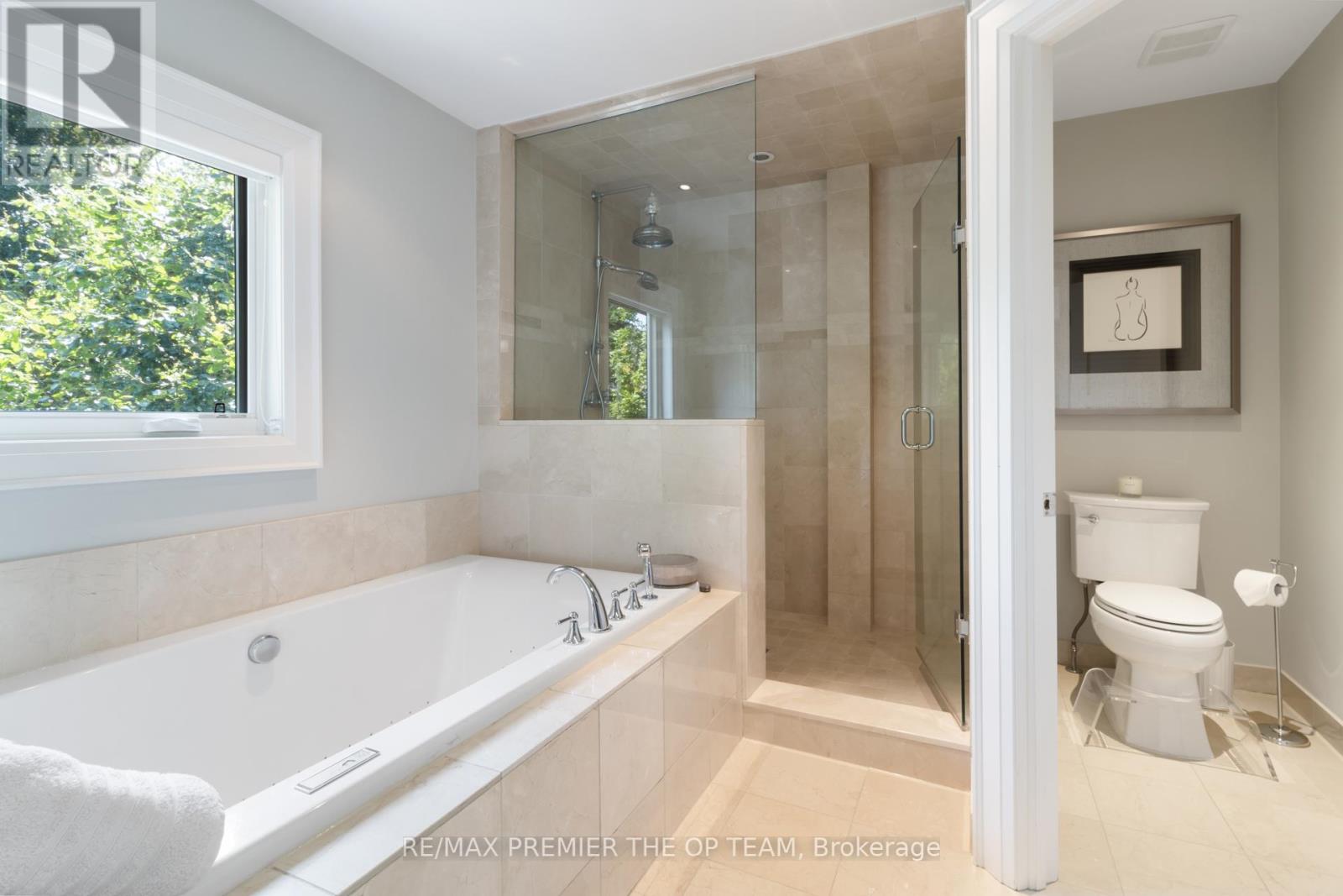37 St Andrews Gardens, Toronto, Ontario  M4W 2C9 - Photo 23 - C12324369