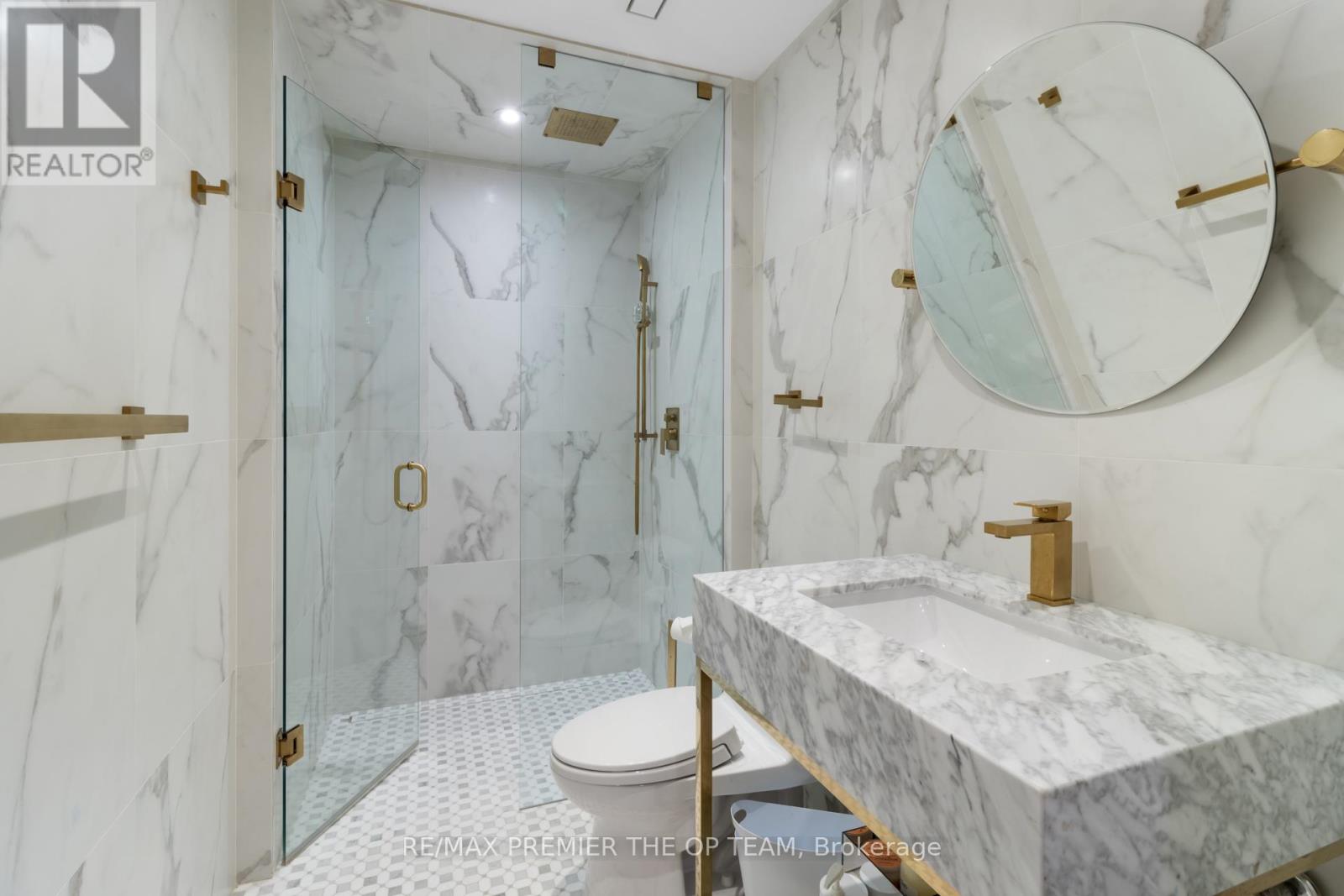 37 St Andrews Gardens, Toronto, Ontario  M4W 2C9 - Photo 36 - C12324369