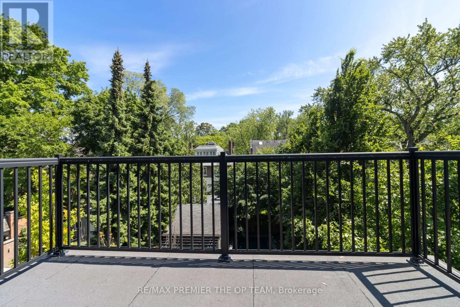 37 St Andrews Gardens, Toronto, Ontario  M4W 2C9 - Photo 31 - C12324369