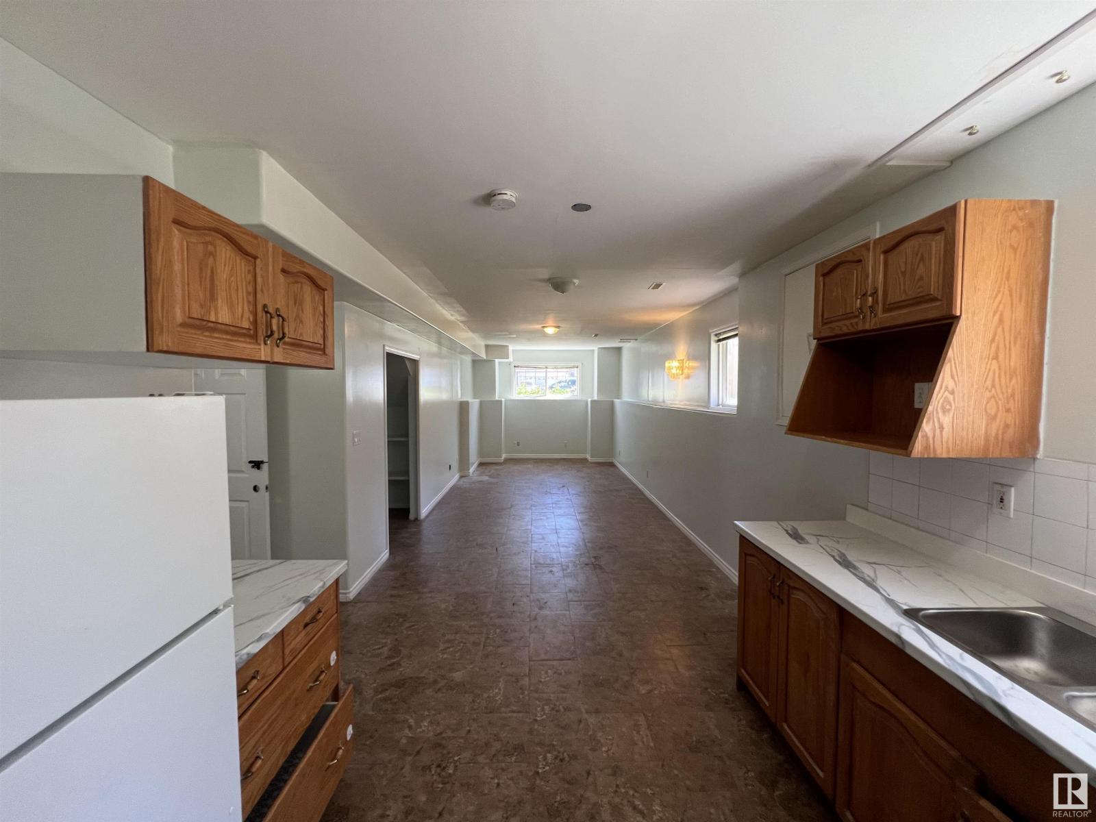 908 Jordan Cr Nw, Edmonton, Alberta  T6L 6X5 - Photo 32 - E4450963