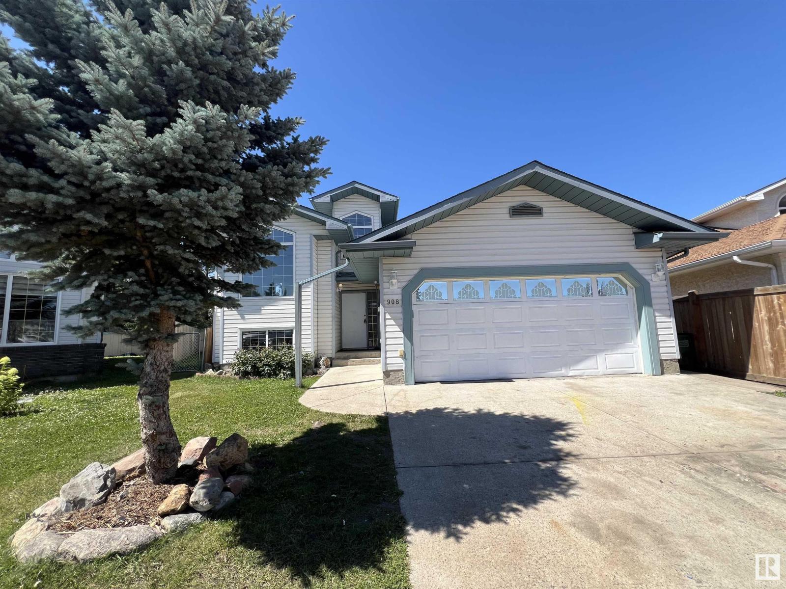 908 Jordan Cr Nw, Edmonton, Alberta  T6L 6X5 - Photo 2 - E4450963