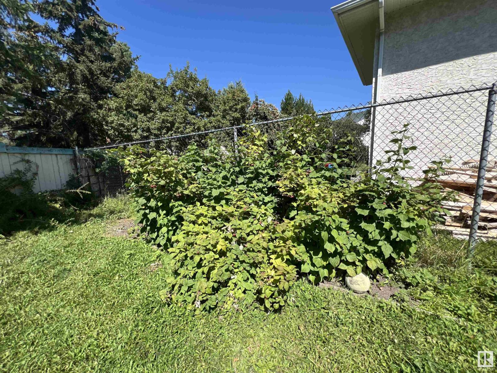 908 Jordan Cr Nw, Edmonton, Alberta  T6L 6X5 - Photo 50 - E4450963